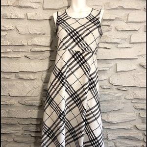Motherhood Maternity Plaid Dress (Small)